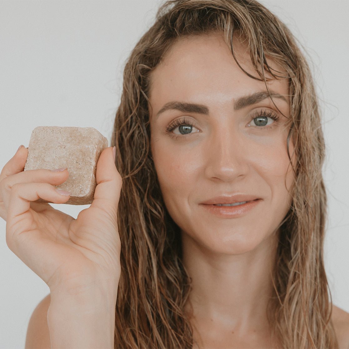 Champú fuerza de romero - Mathe Lab España