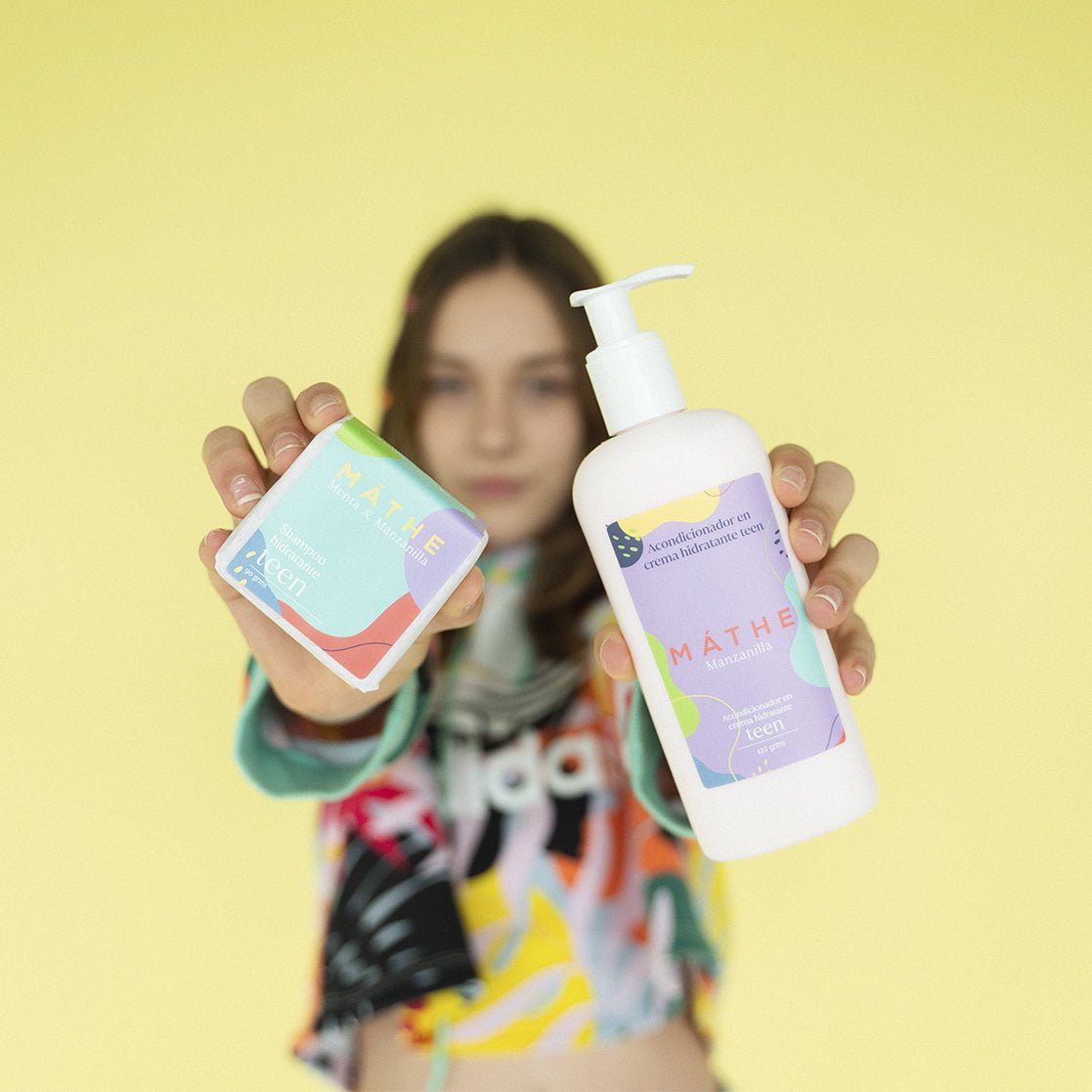 Champú teens hidratante de menta y manzanilla - Mathe Lab España