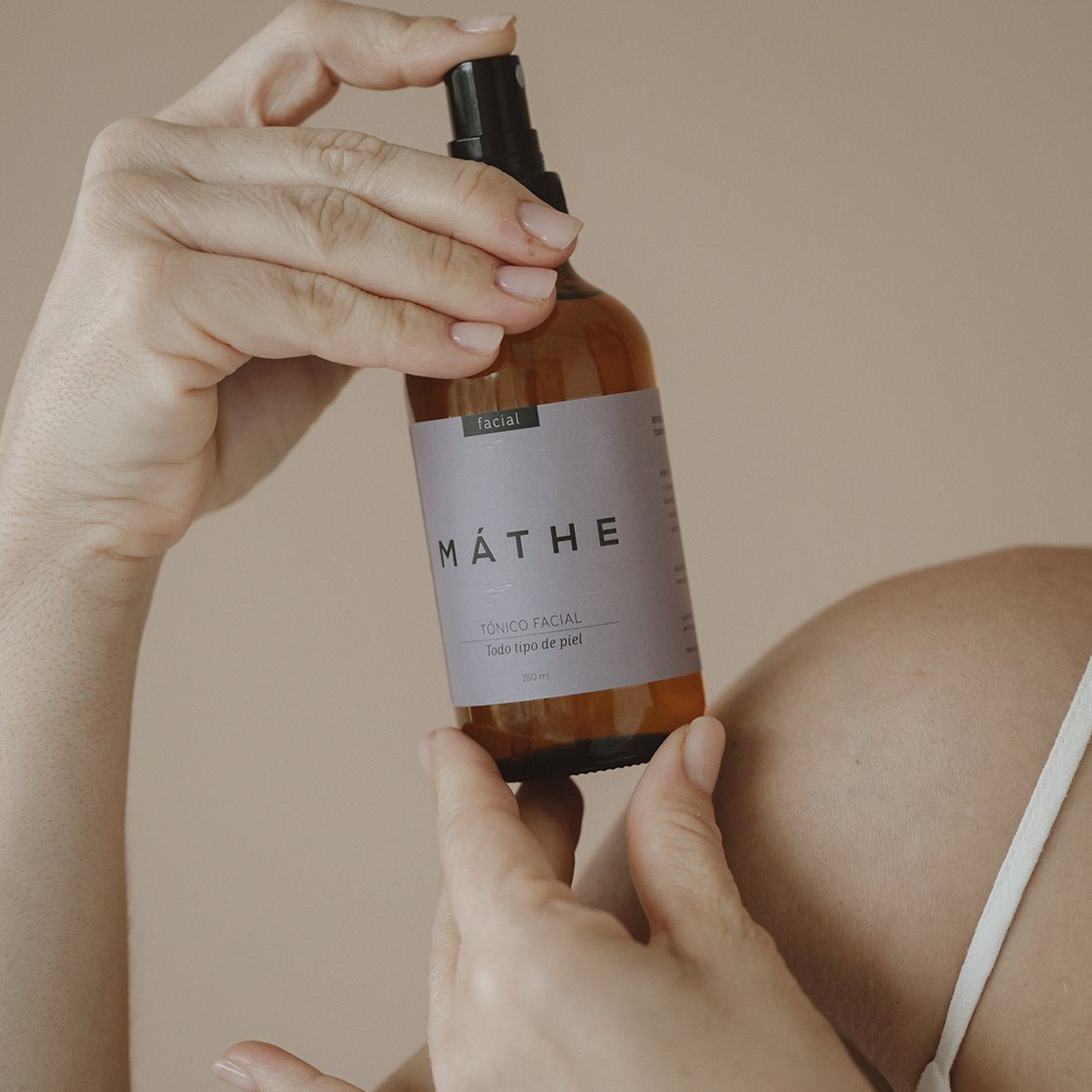 Tónico facial para todo tipo de pieles - Mathe Lab España